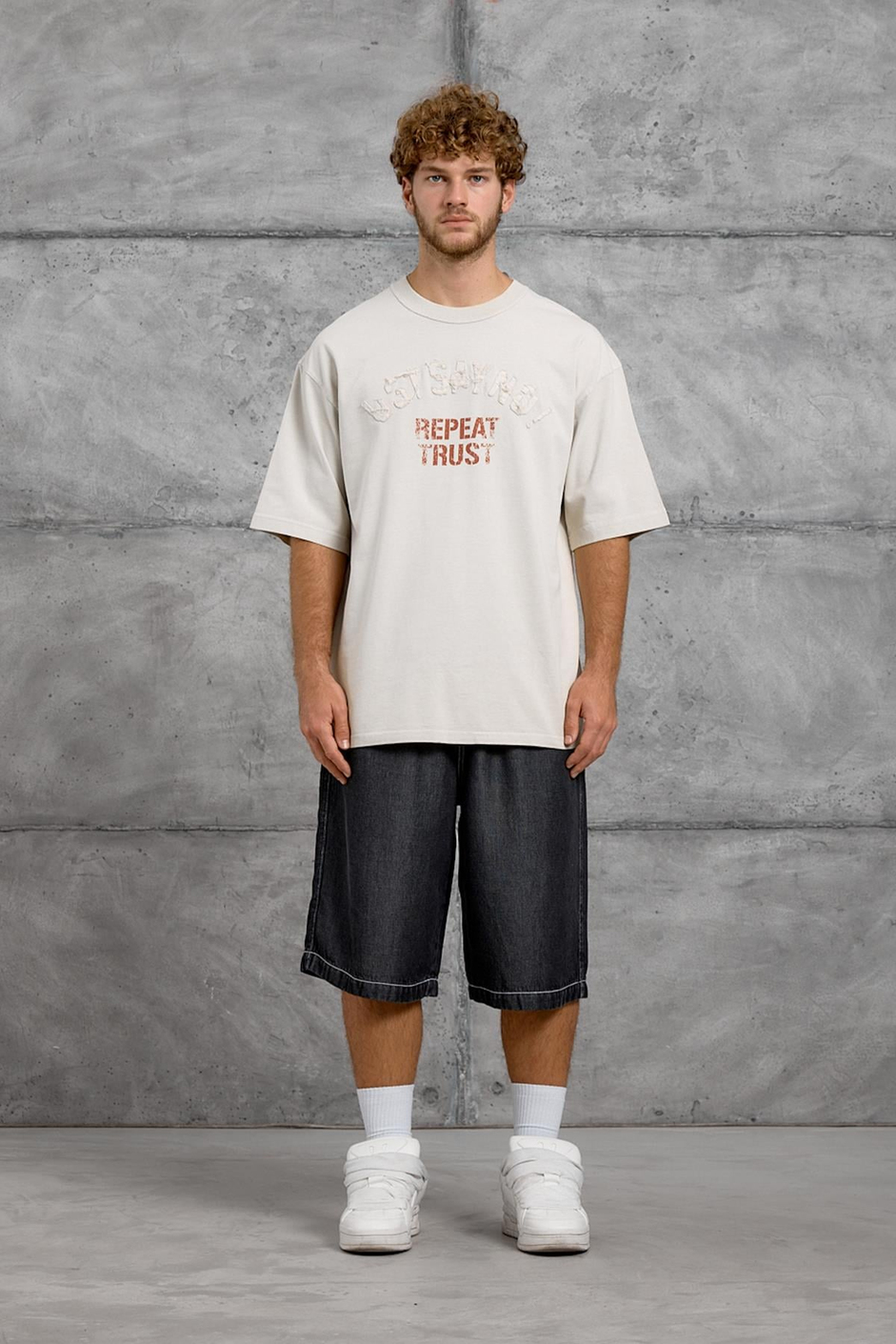 Krem HARF DİKİŞLİ YIKAMALI OVERSIZE TSHIRT