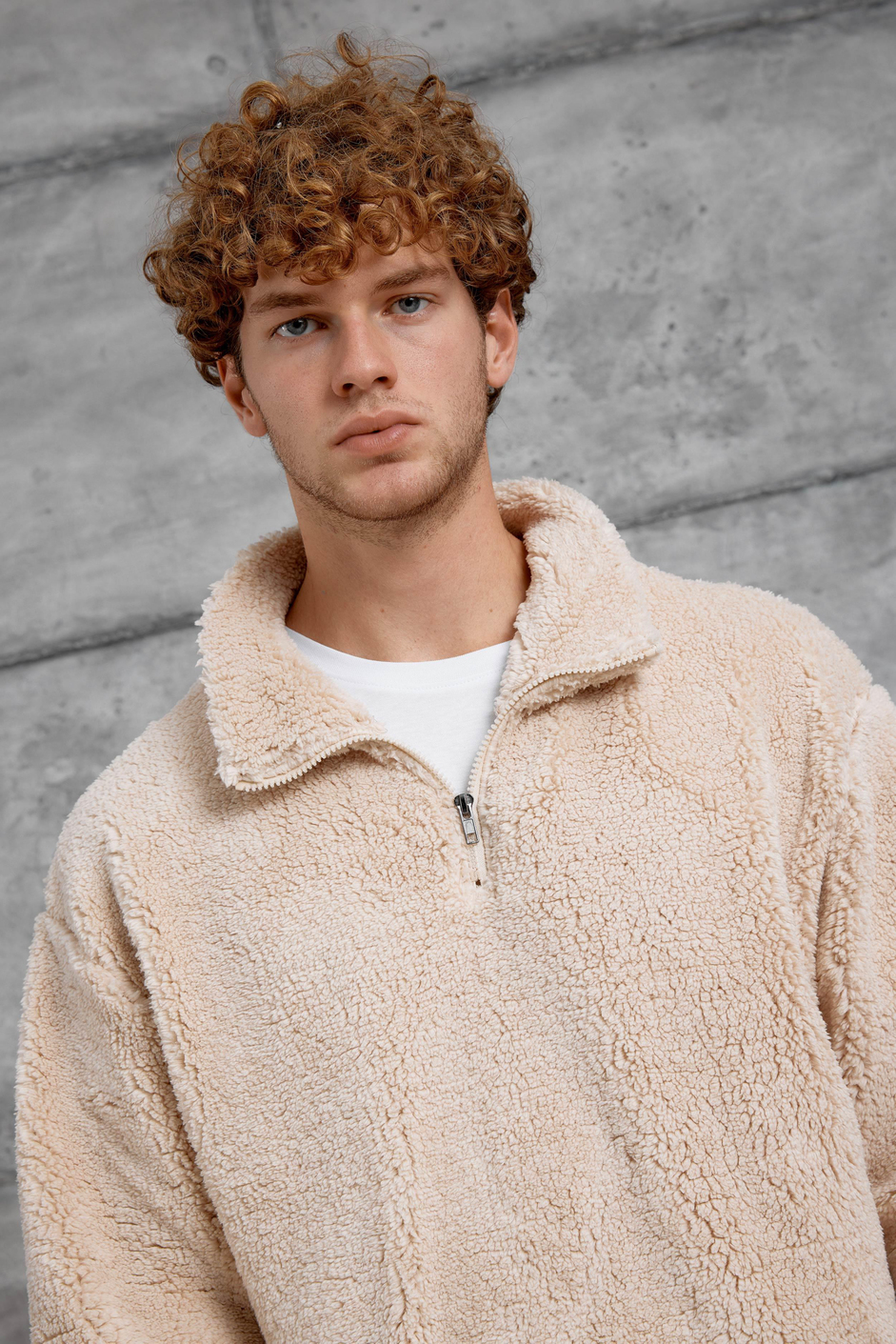 Krem LNS YARIM FERMUAR PELUŞ SWEATSHİRT