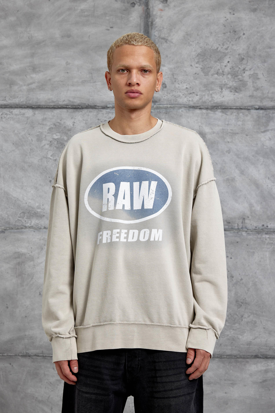 Krem RAW BASKILI OVERSİZE SWEATSHIRT