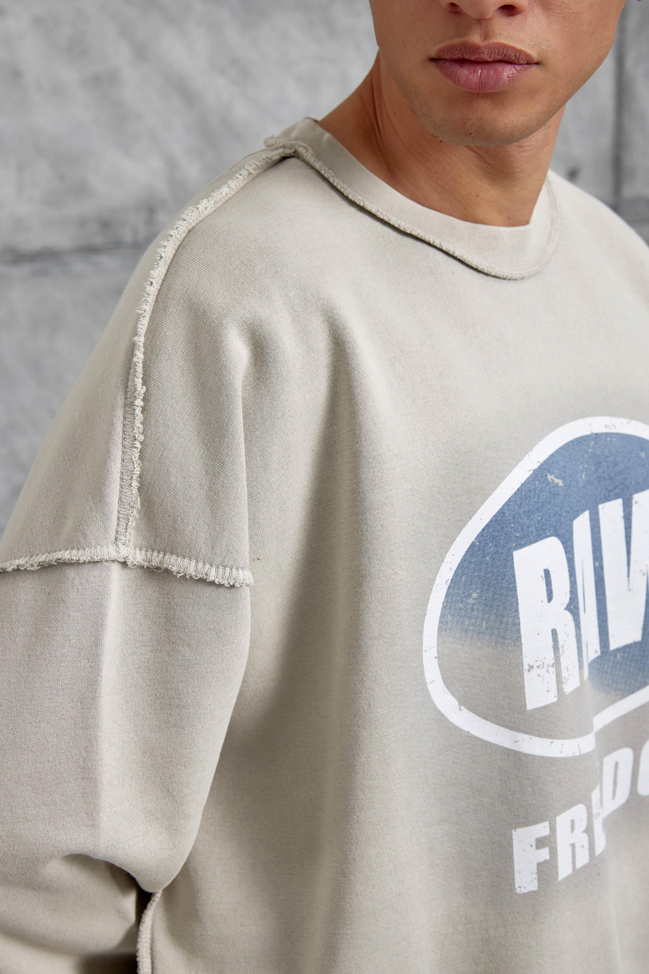 Krem RAW BASKILI OVERSİZE SWEATSHIRT