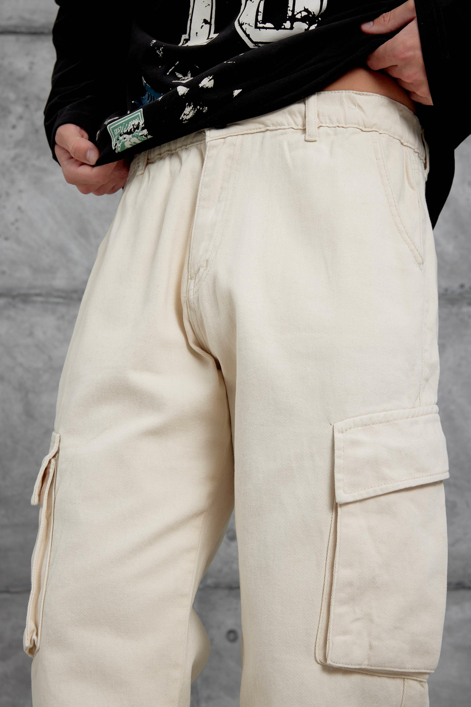 Krem W11 Gabardin Kumaş Baggy Kalıp Kargo Cepli Jean Panloton