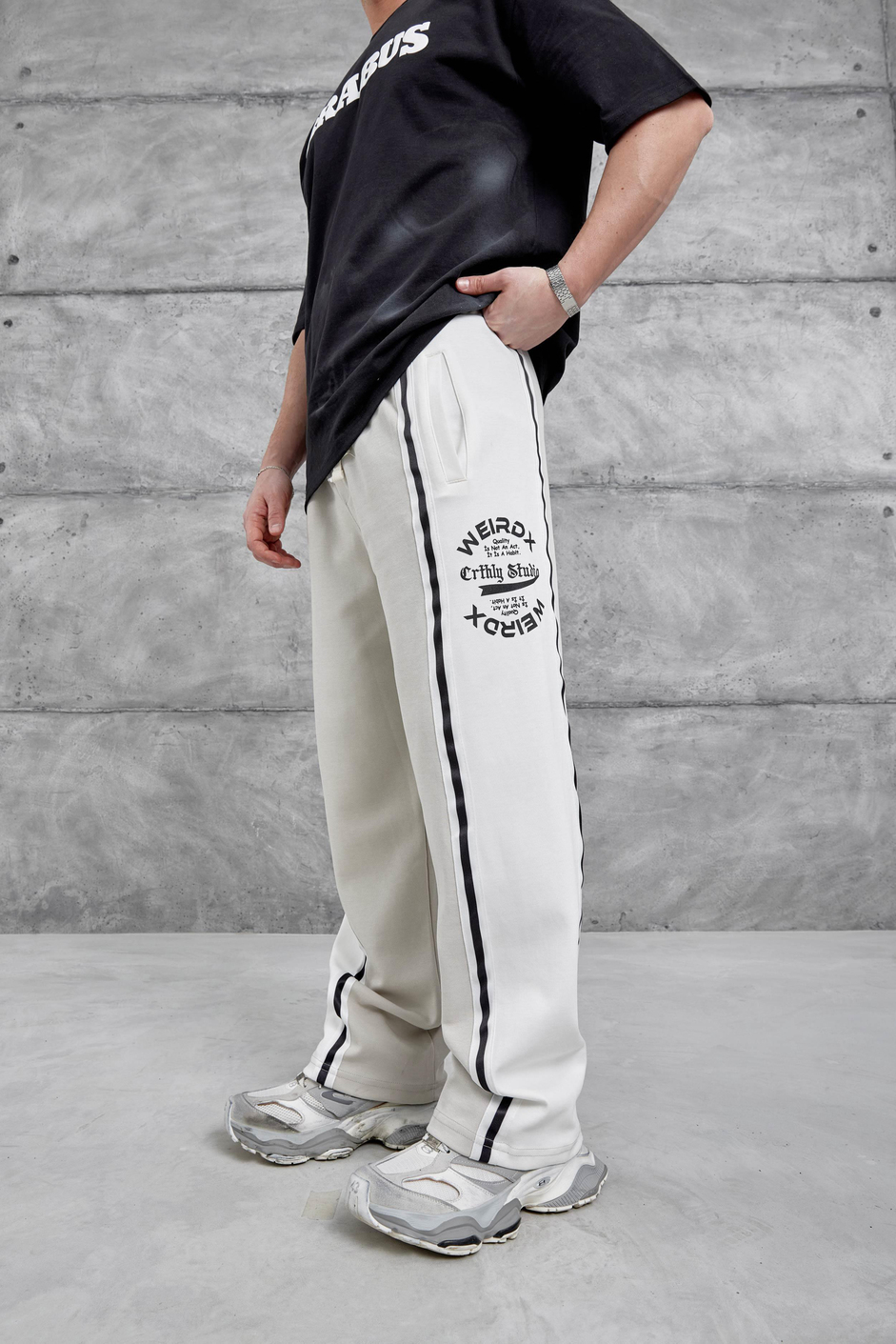Krem Weirdx Yazılı Baggy Eşofman