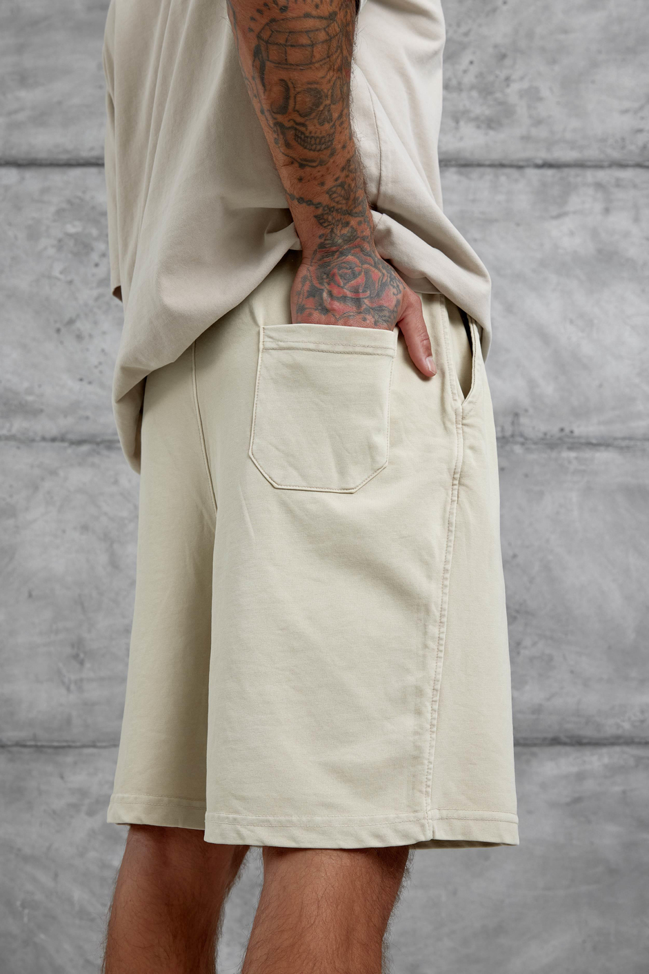 Krem Yıkamalı Oversize Şort