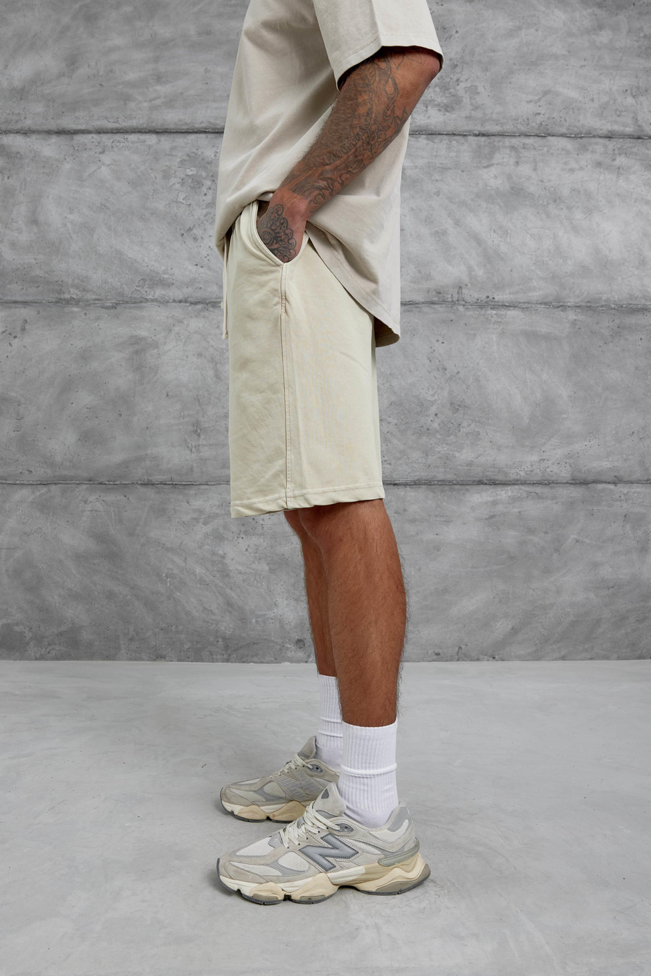 Krem Yıkamalı Oversize Şort