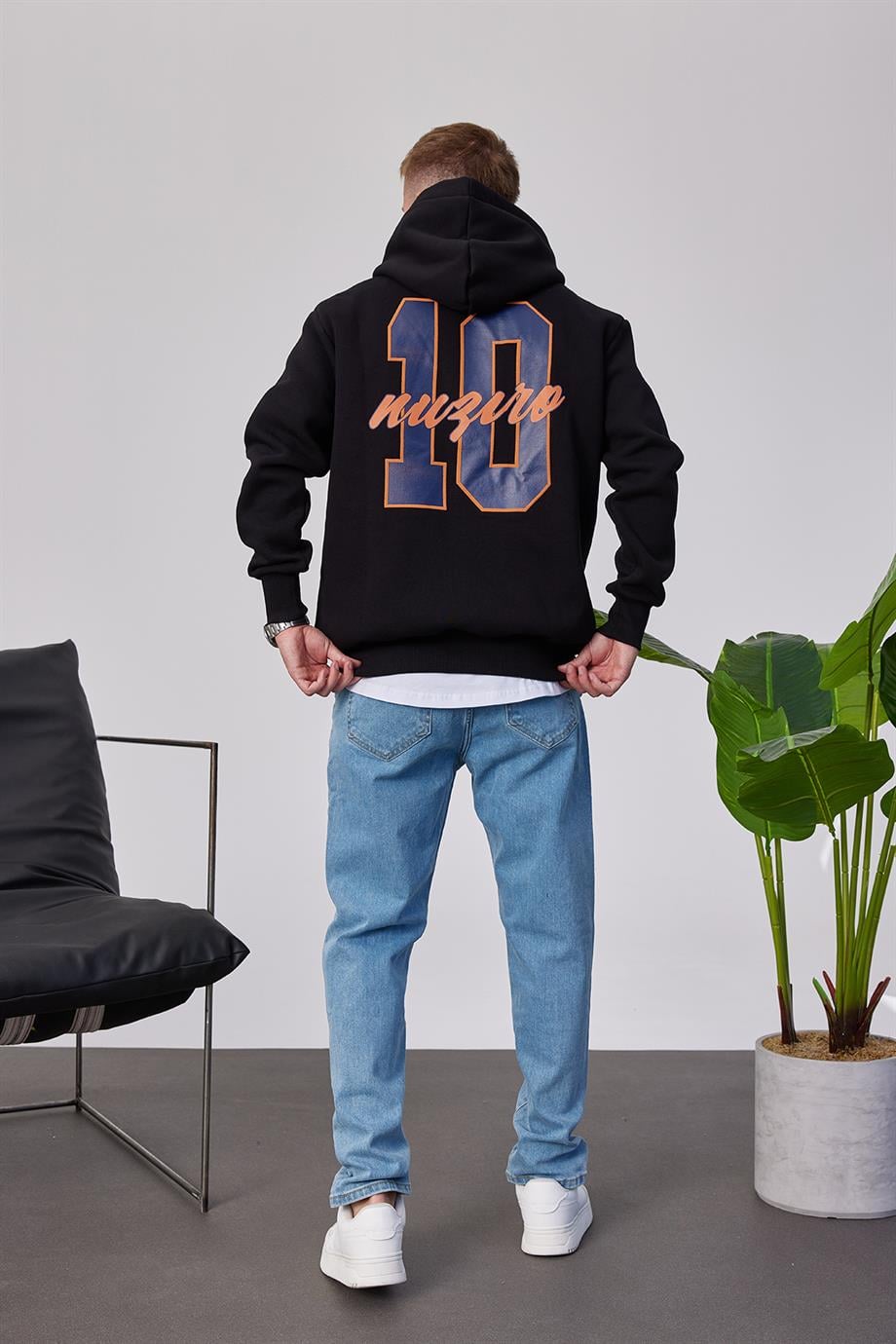 L Harf Baskılı Siyah Kapüşonlu Sweatshirt