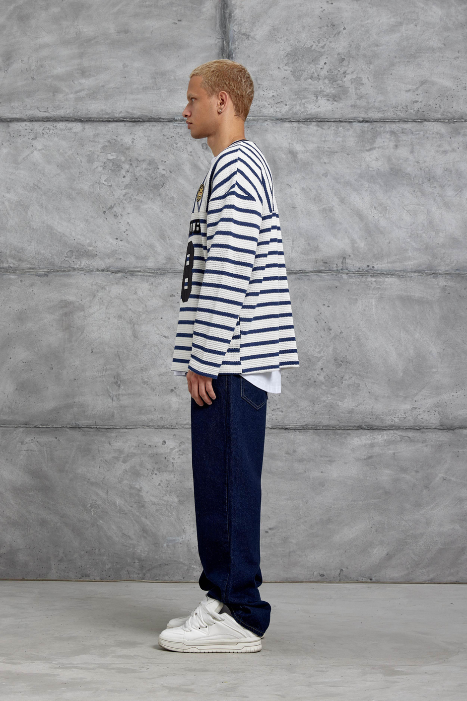 Lacivert ÇİZGİLİ V YAKA SWEATSHİRT