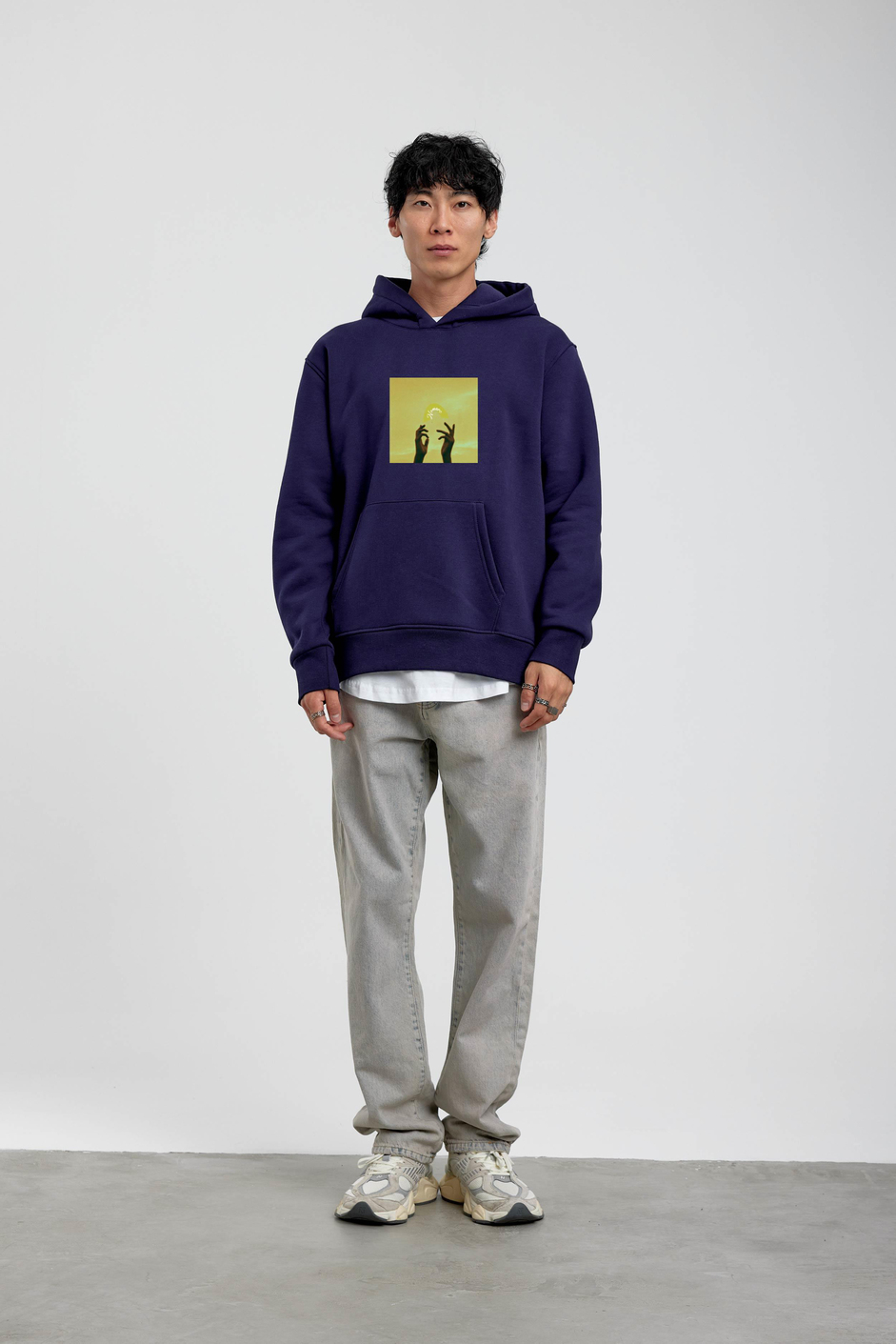 Lacivert El Baskılı Kapüşonlu Sweatshirt