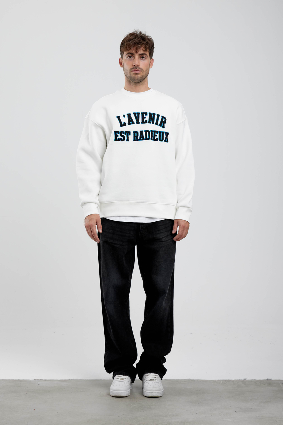 Lavenir Yazılı Beyaz Sweatshirt