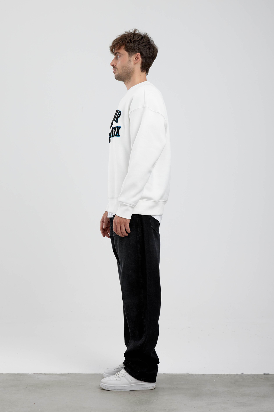 Lavenir Yazılı Beyaz Sweatshirt