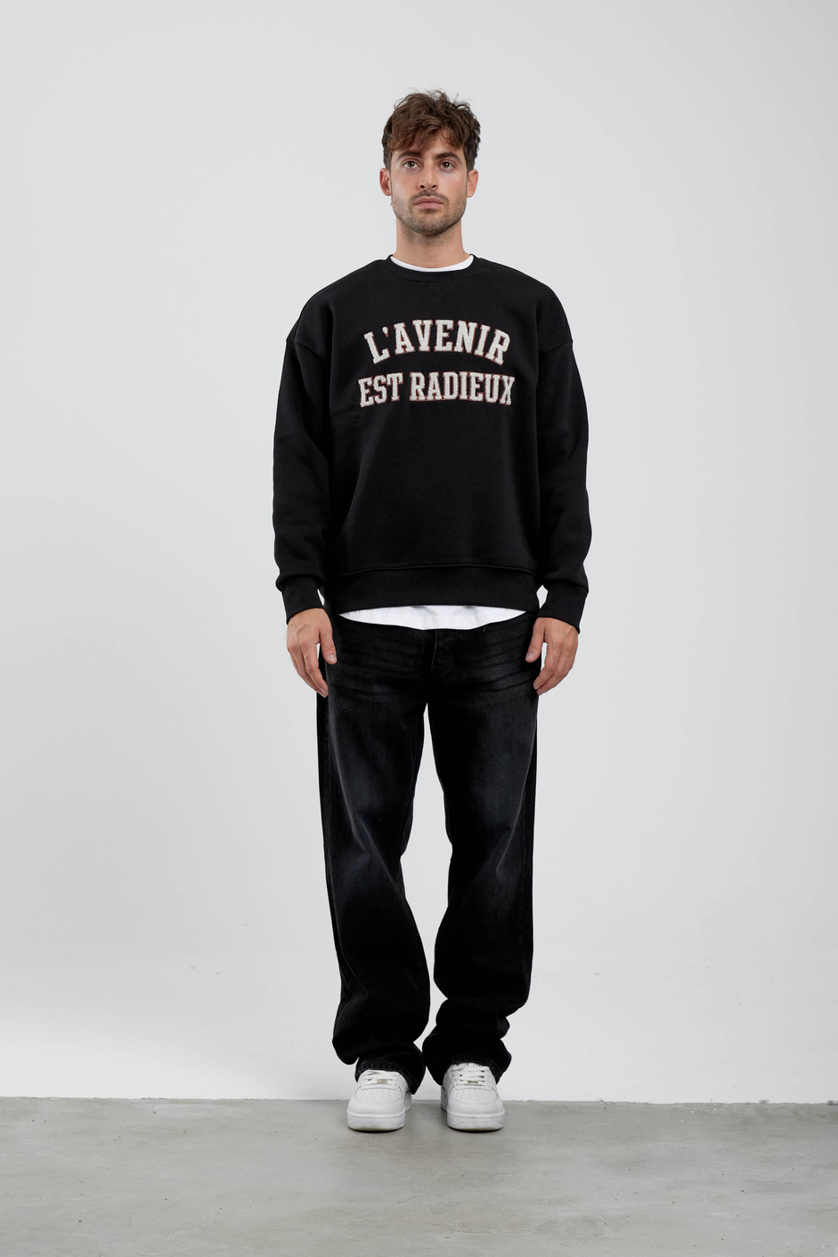 Lavenir Yazılı Siyah Sweatshirt