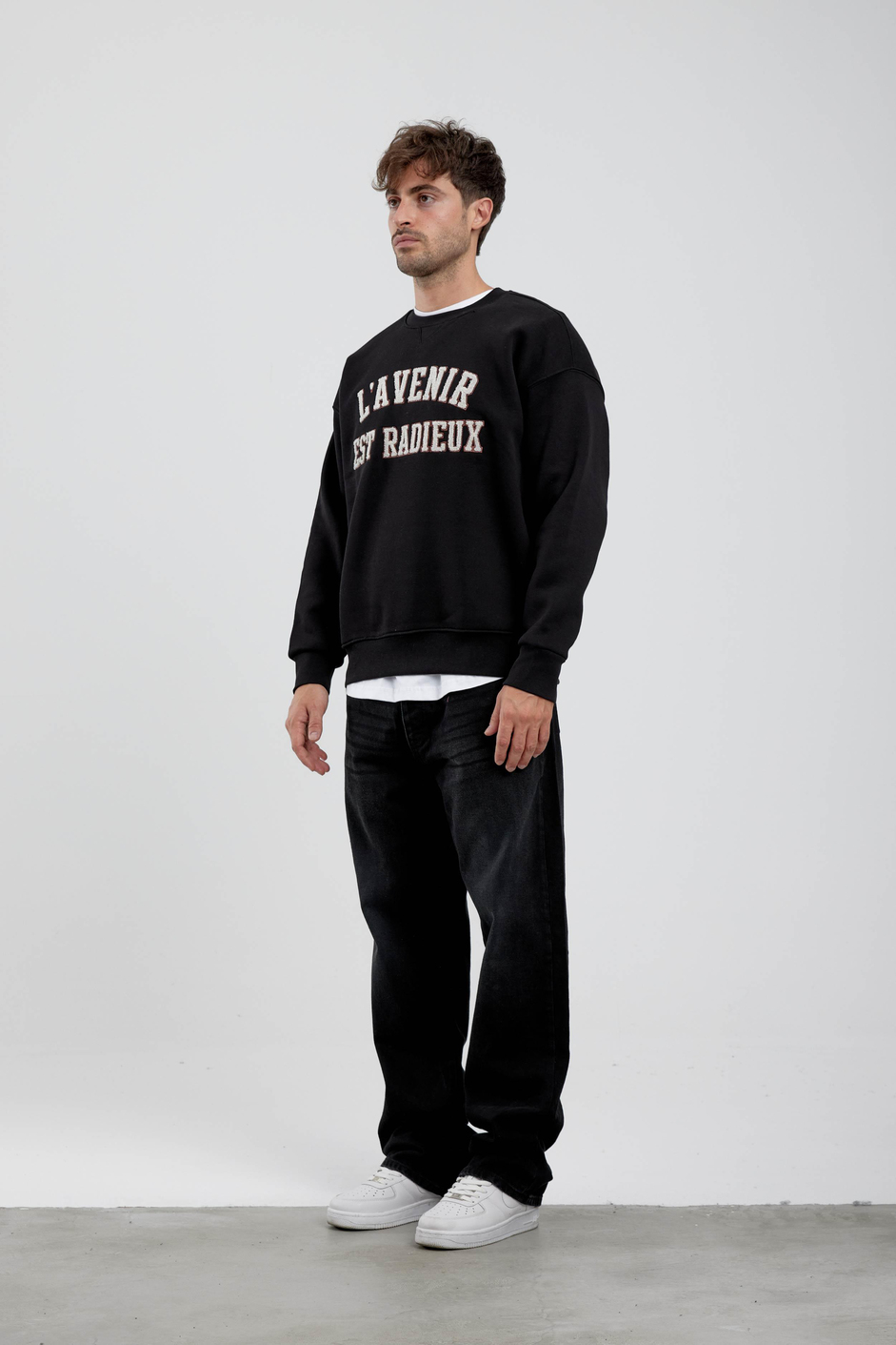 Lavenir Yazılı Siyah Sweatshirt