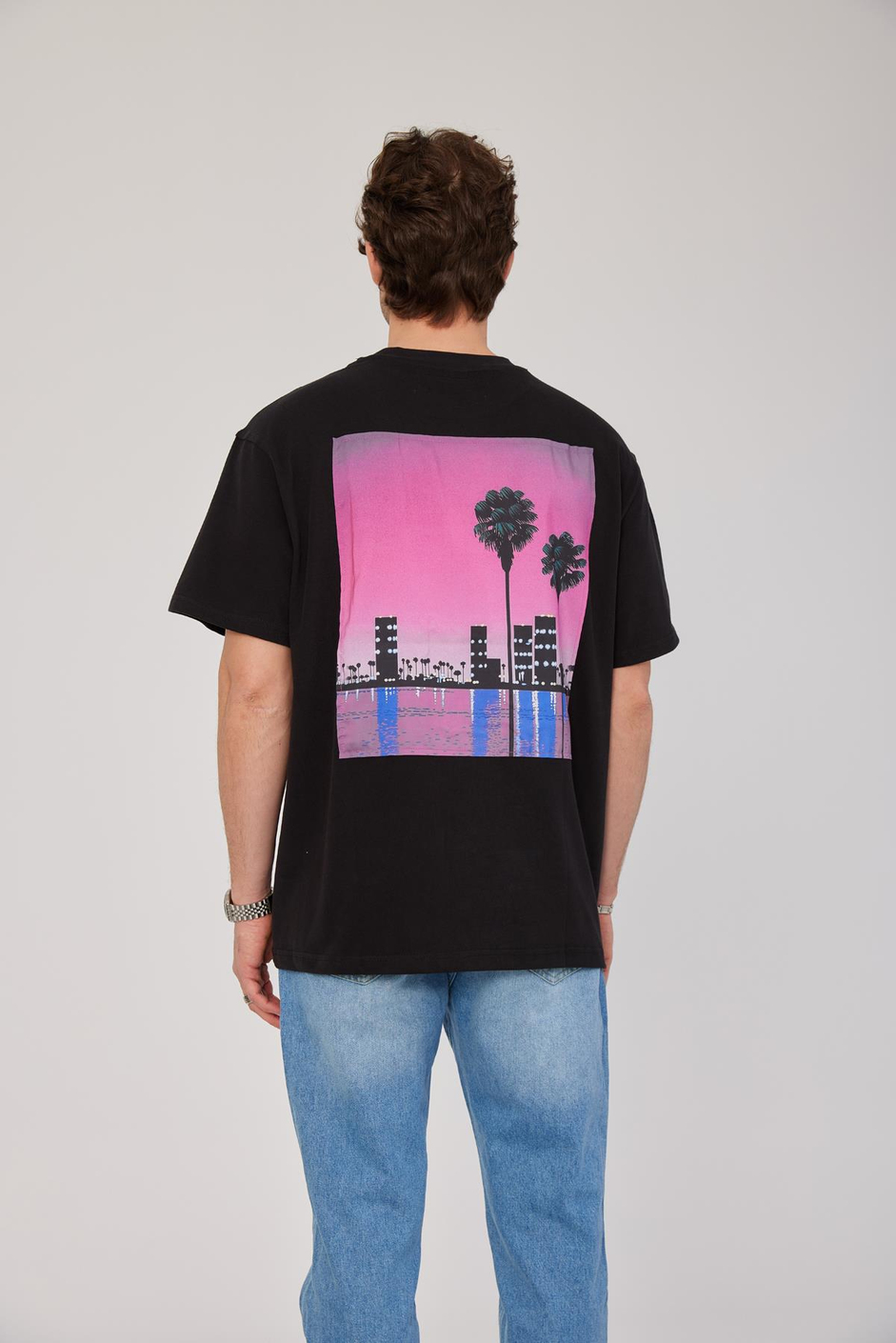 Malibu Baskılı Siyah Tshirt