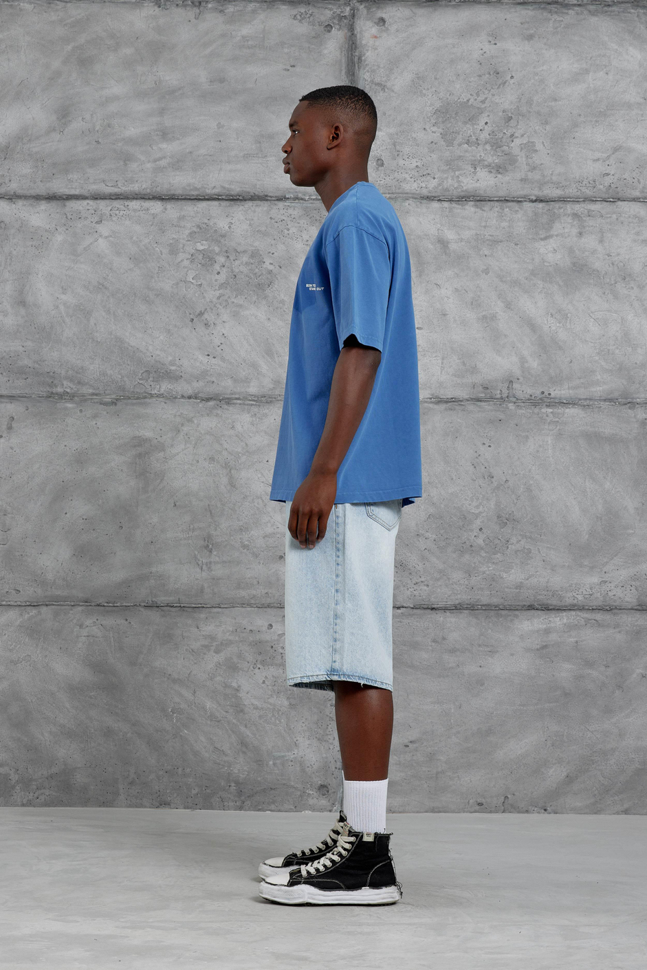 Mavi Born To Stand Out Yazılı Yıkamalı Oversize Tshirt