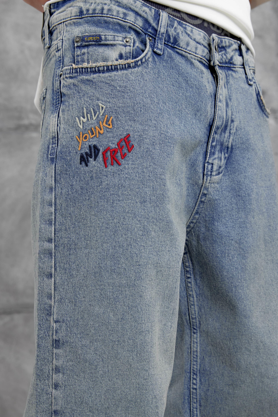Mavi Cth Nakış Detaylı Taşlamalı Baggy Jean