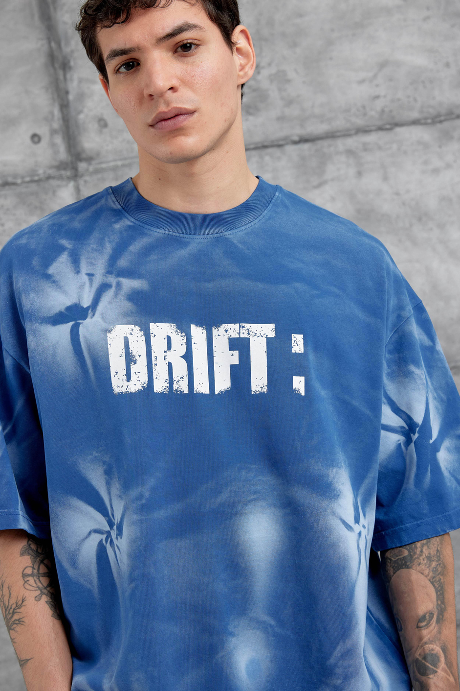 Mavi Drift Yazılı Yıkamalı Oversize Tshirt