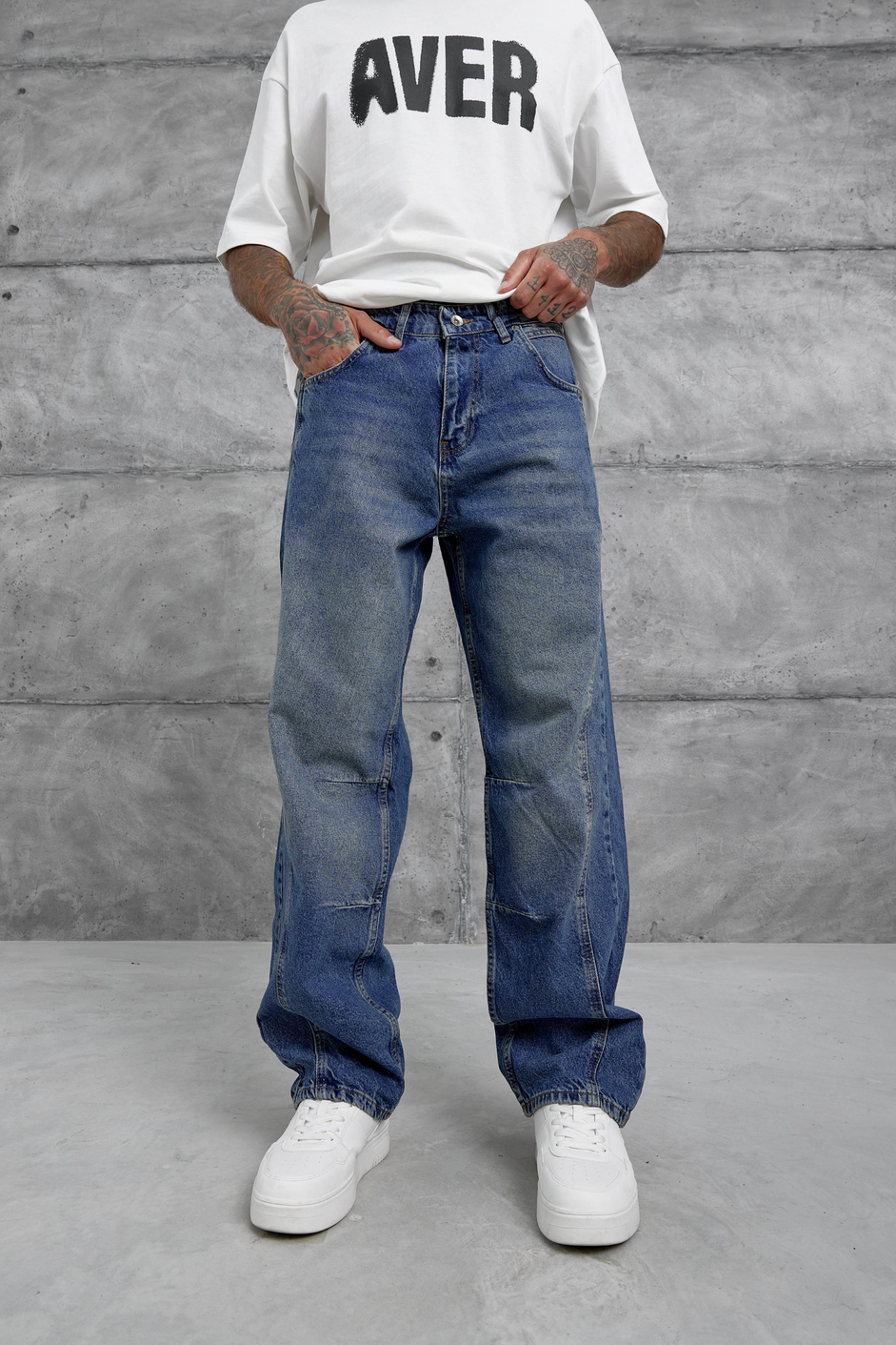Mavi Eskitme Ve Taşlamalı Relax Baggy Jean