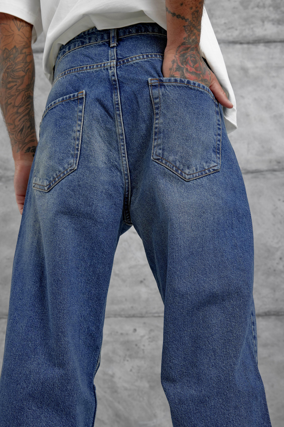 Mavi Eskitme Ve Taşlamalı Relax Baggy Jean