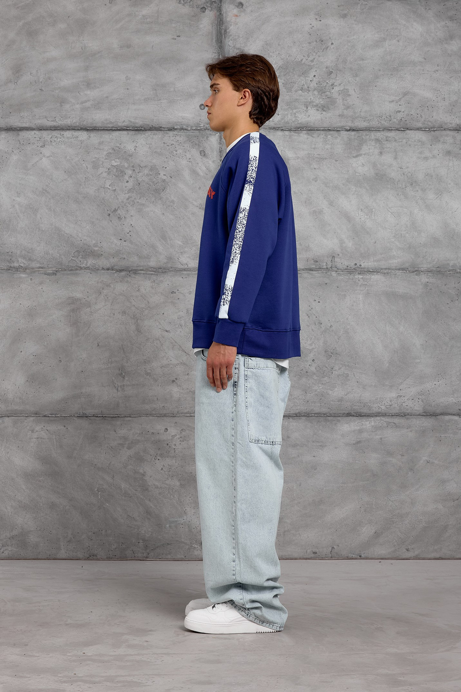 Mavi FIRÇA BOYALI SWEATSHIRT