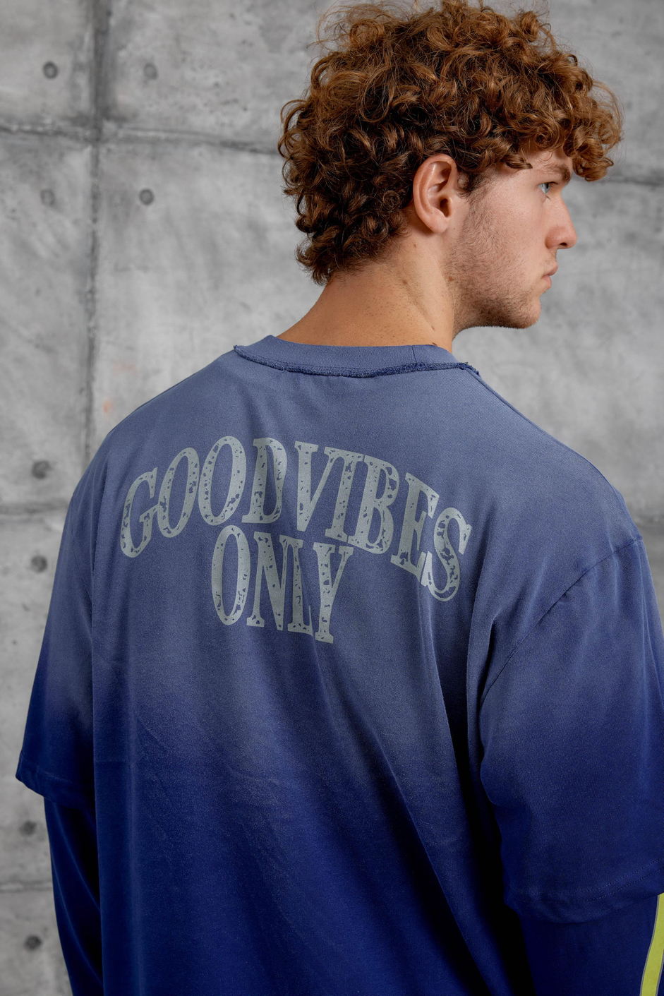 Mavi KOLU ALEV BASKILI OVERSİZE SWEATSHIRT