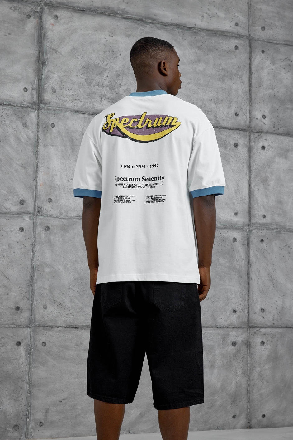Mavi Yakalı Spectrum Yazılı Oversize Tshirt