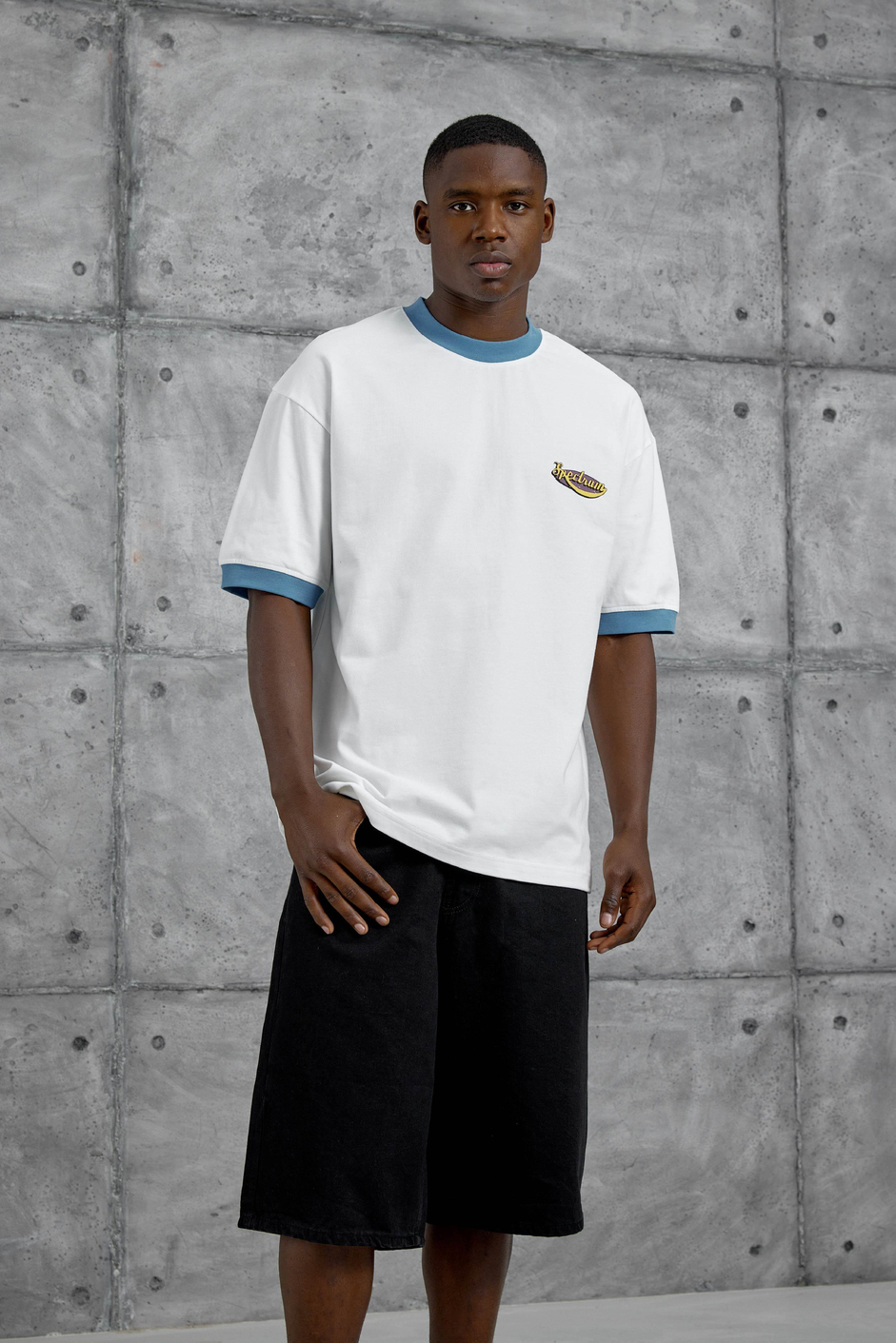 Mavi Yakalı Spectrum Yazılı Oversize Tshirt