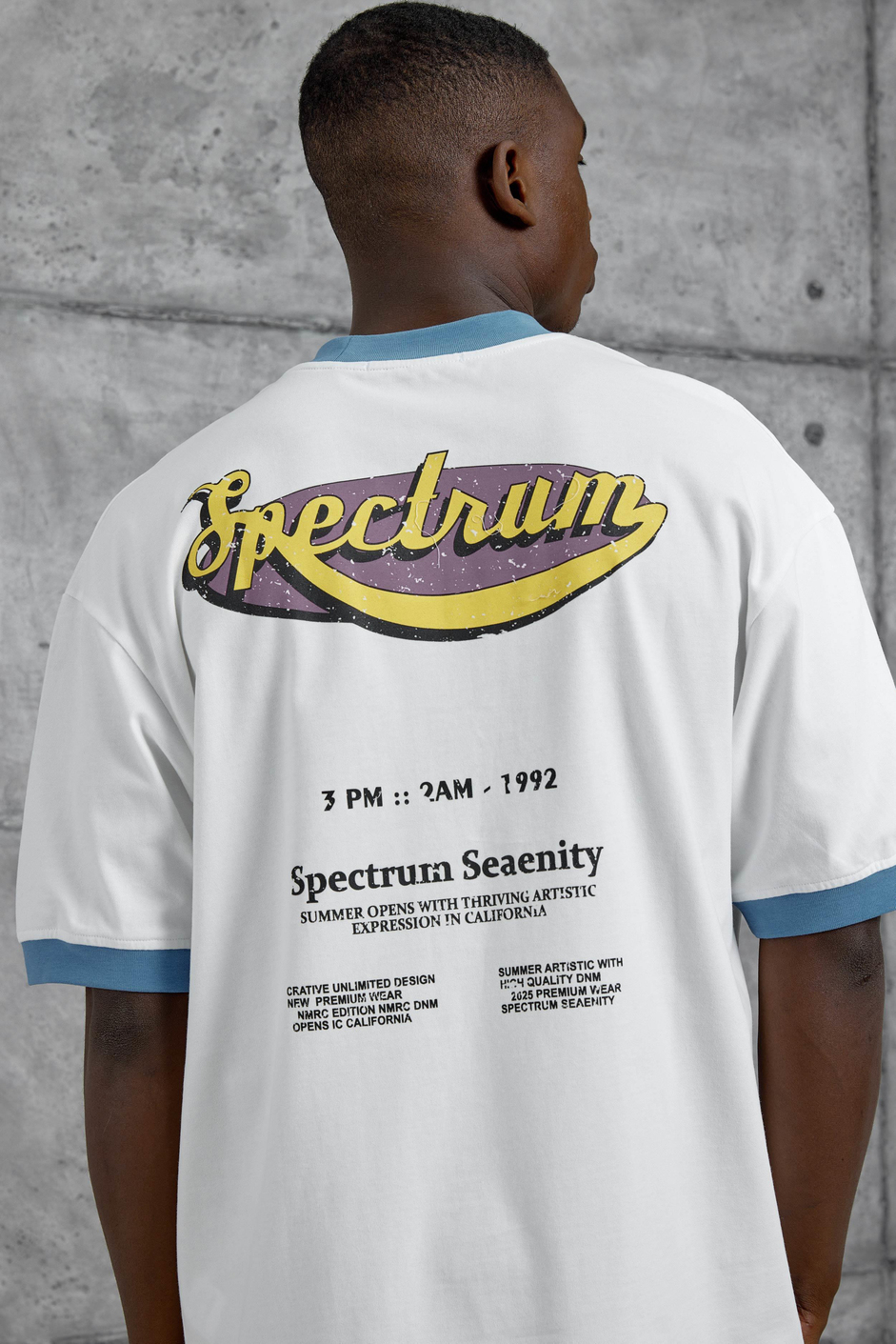 Mavi Yakalı Spectrum Yazılı Oversize Tshirt