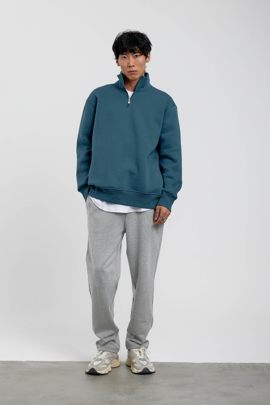 Mavi Yakası Fermuarlı Basic Şardonlu Sweatshirt