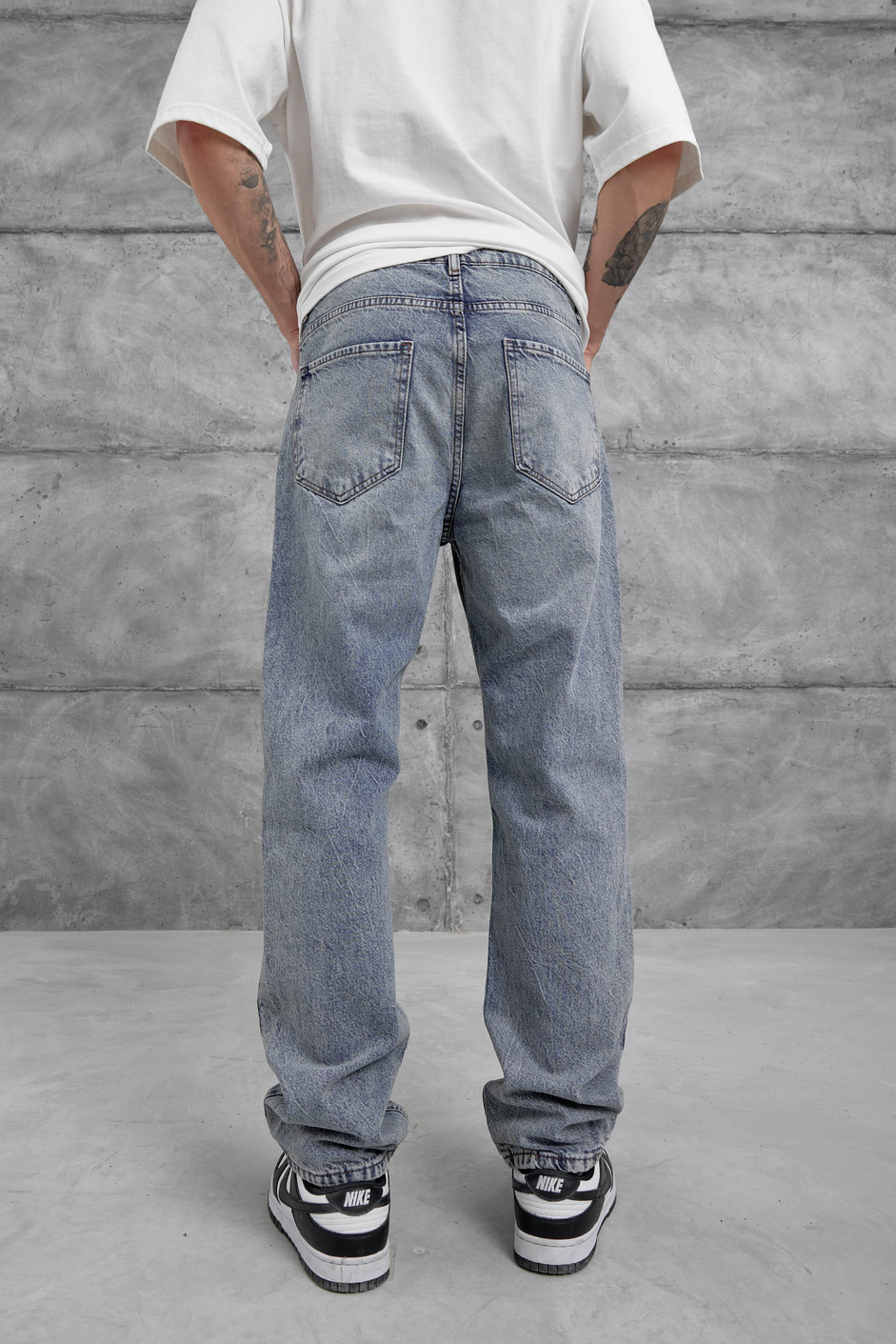 Mavi Yırtık Detaylı Baggy Jean