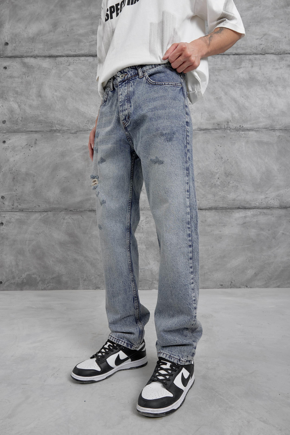 Mavi Yırtık Detaylı Baggy Jean