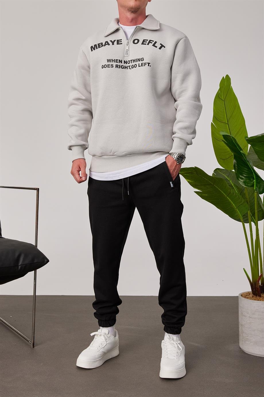 Mbaye Yakası Fermuarlı Gri Sweatshirt