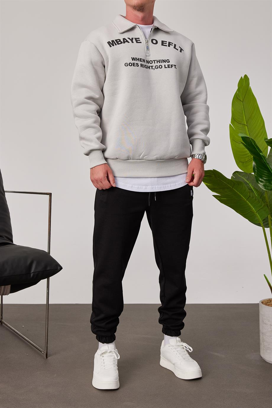 Mbaye Yakası Fermuarlı Gri Sweatshirt