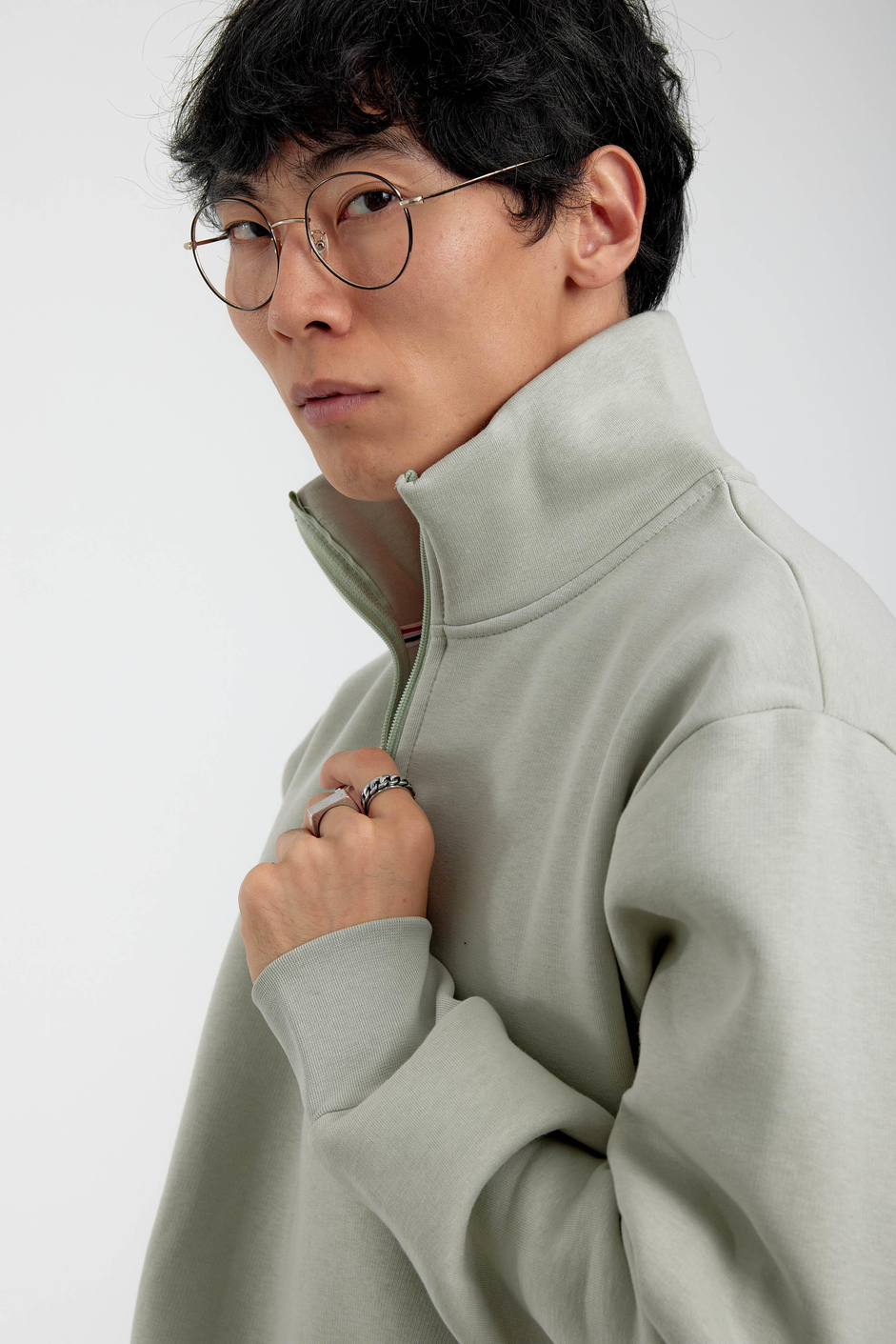 Mint Yeşili Yakası Fermuarlı Basic Şardonlu Sweatshirt