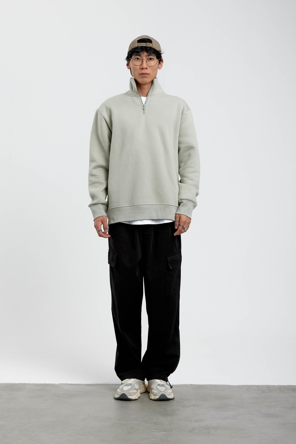 Mint Yeşili Yakası Fermuarlı Basic Şardonlu Sweatshirt