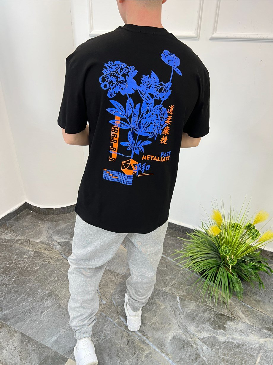 Nomarc Arka Çiçek Desenli Siyah Tshirt