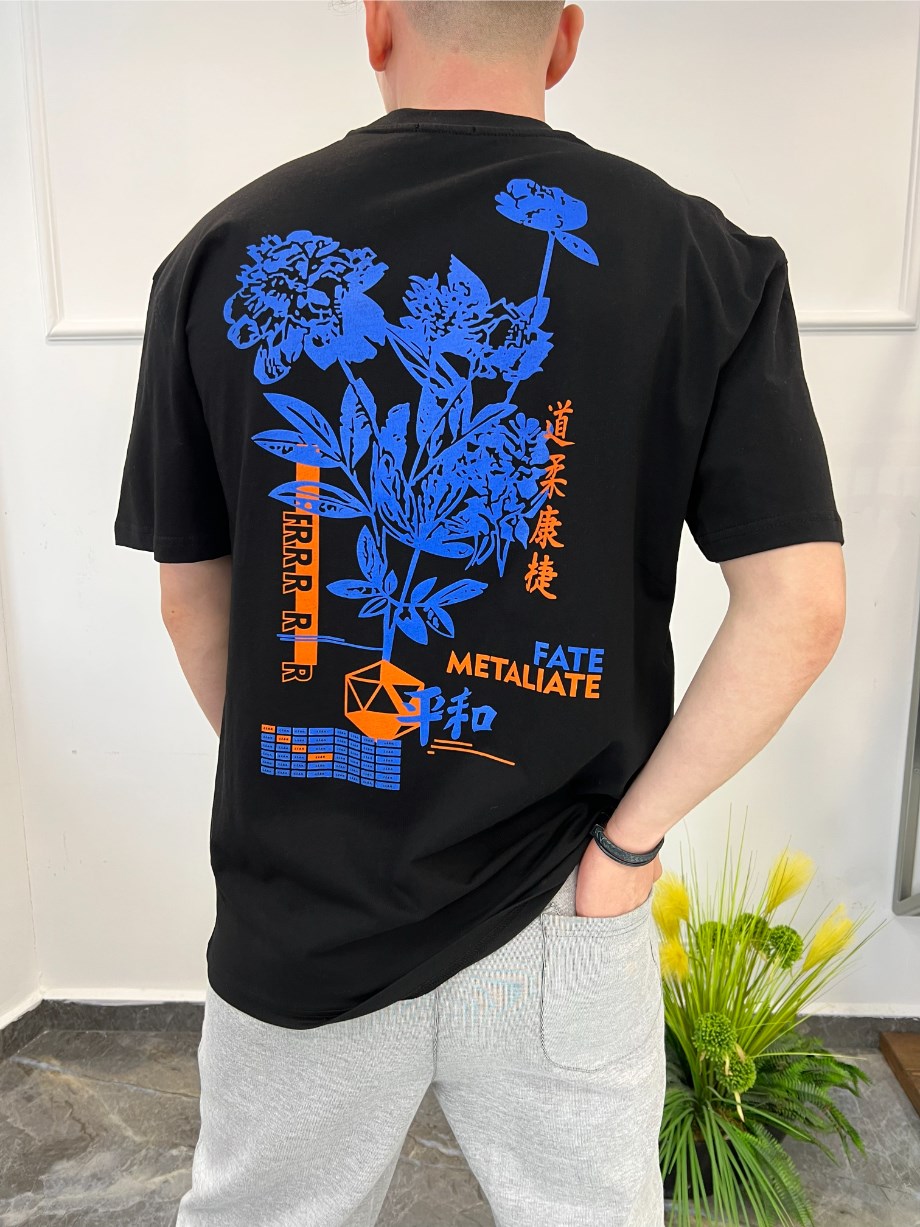 Nomarc Arka Çiçek Desenli Siyah Tshirt