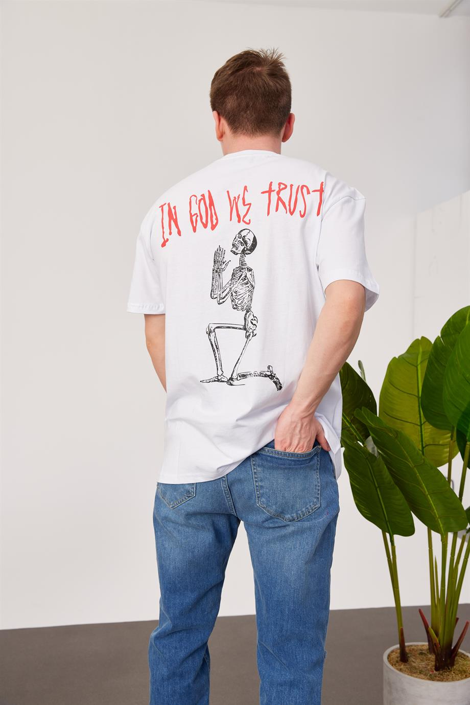 Nomarc Arka İskelet Beyaz Tshirt