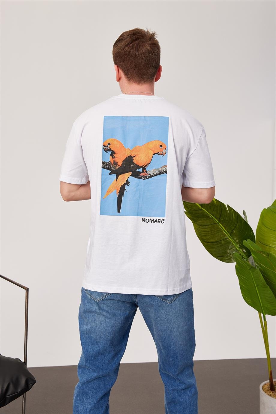 Nomarc Arka Papağan Detaylı Beyaz Tshirt