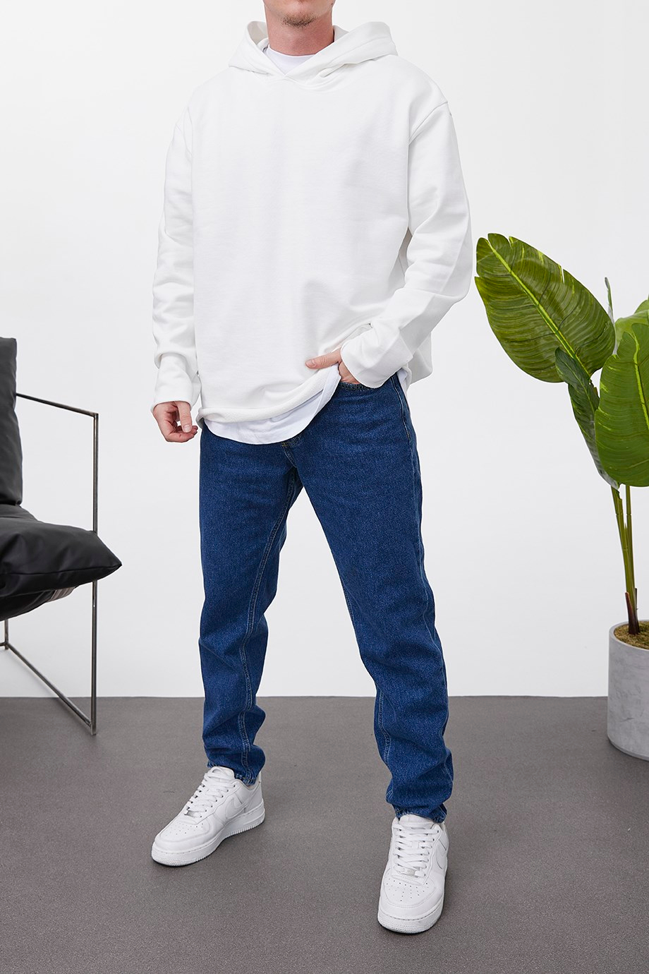 Nomarc Pis Etek Kapüşonlu Beyaz Sweatshirt