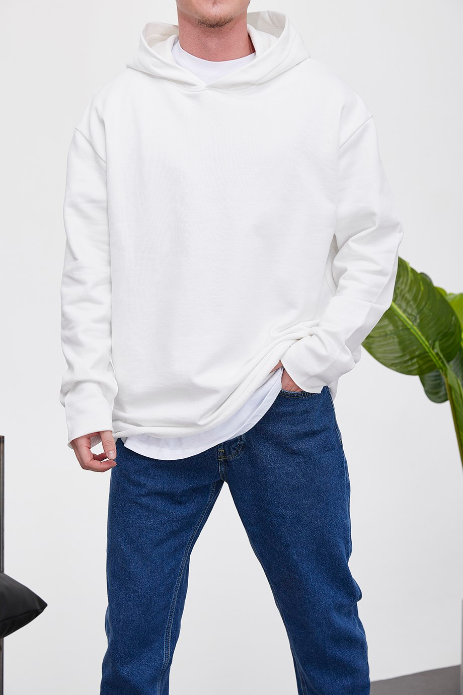 Nomarc Pis Etek Kapüşonlu Beyaz Sweatshirt