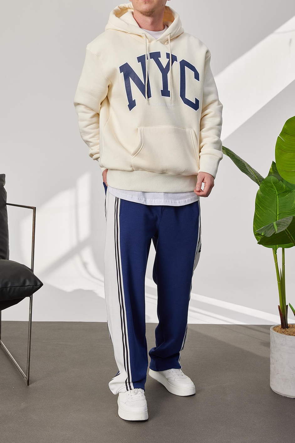 NYC Baskılı Krem Kapüşonlu Sweatshirt