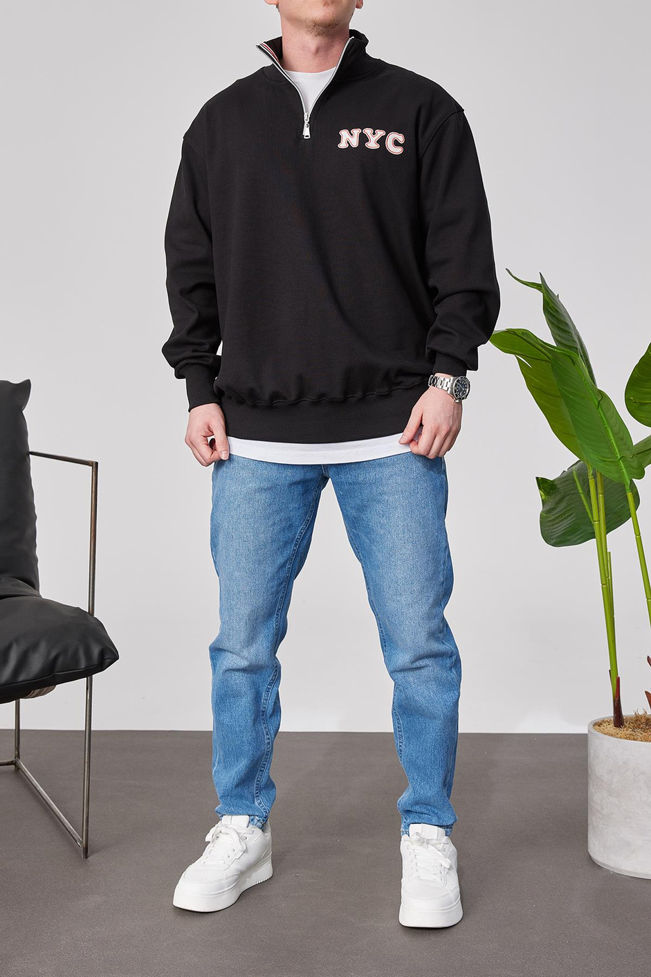 NYC Yakası Fermuarlı Siyah Sweatshirt
