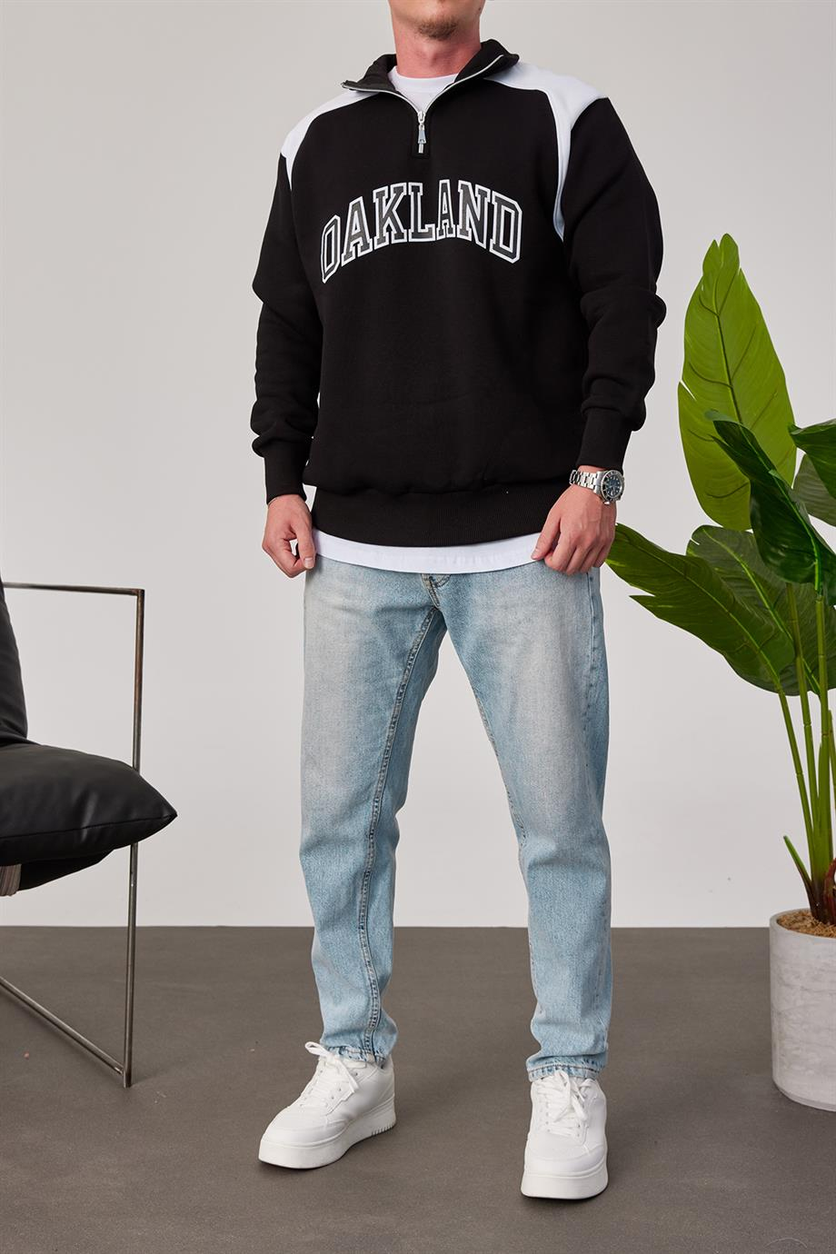 Oakland Yakası Fermuarlı Siyah Sweatshirt