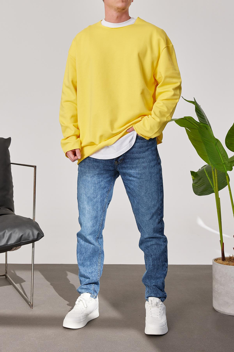 Pis Yaka Sarı Sweatshirt