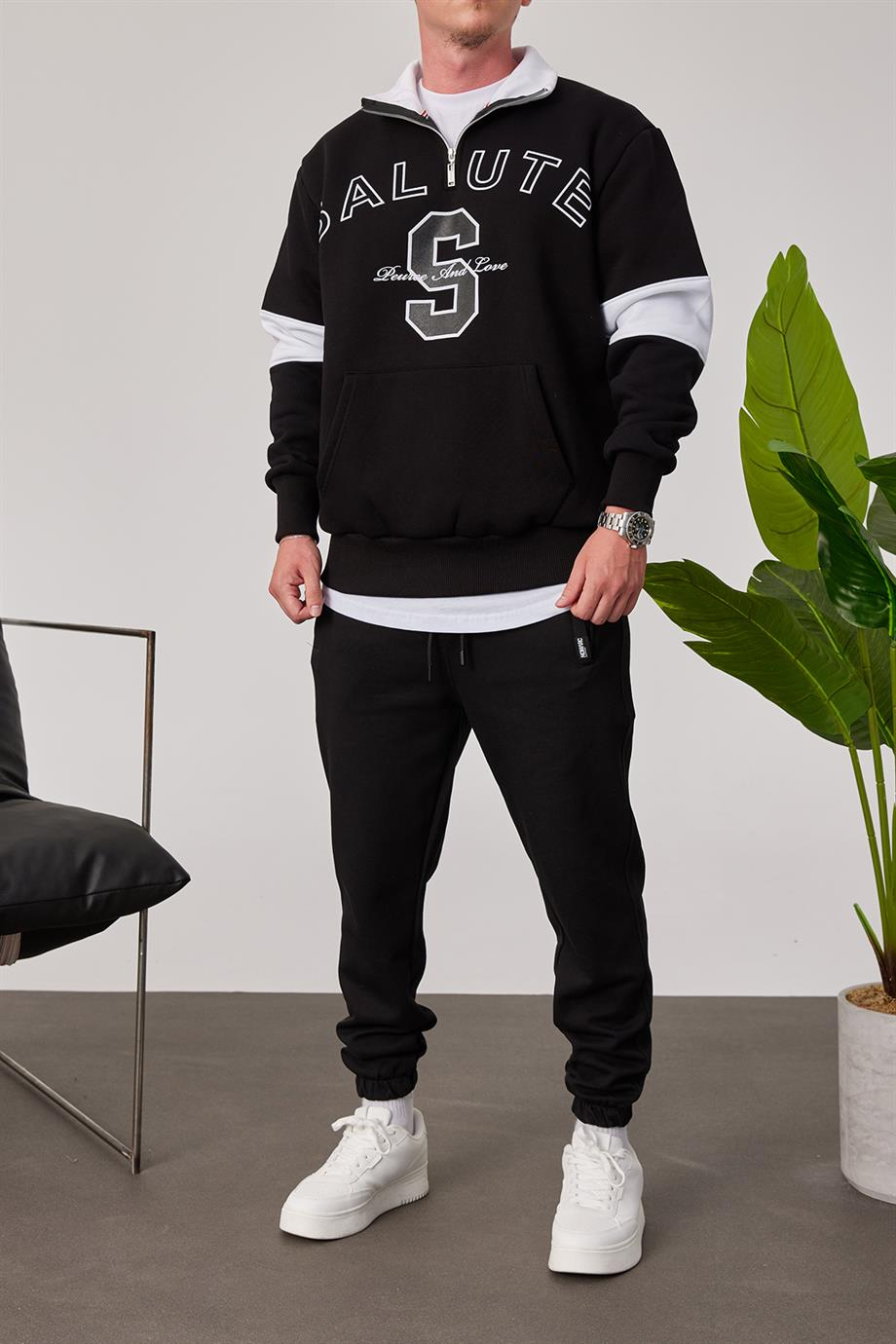 Salute Yakası Fermuarlı Siyah Sweatshirt