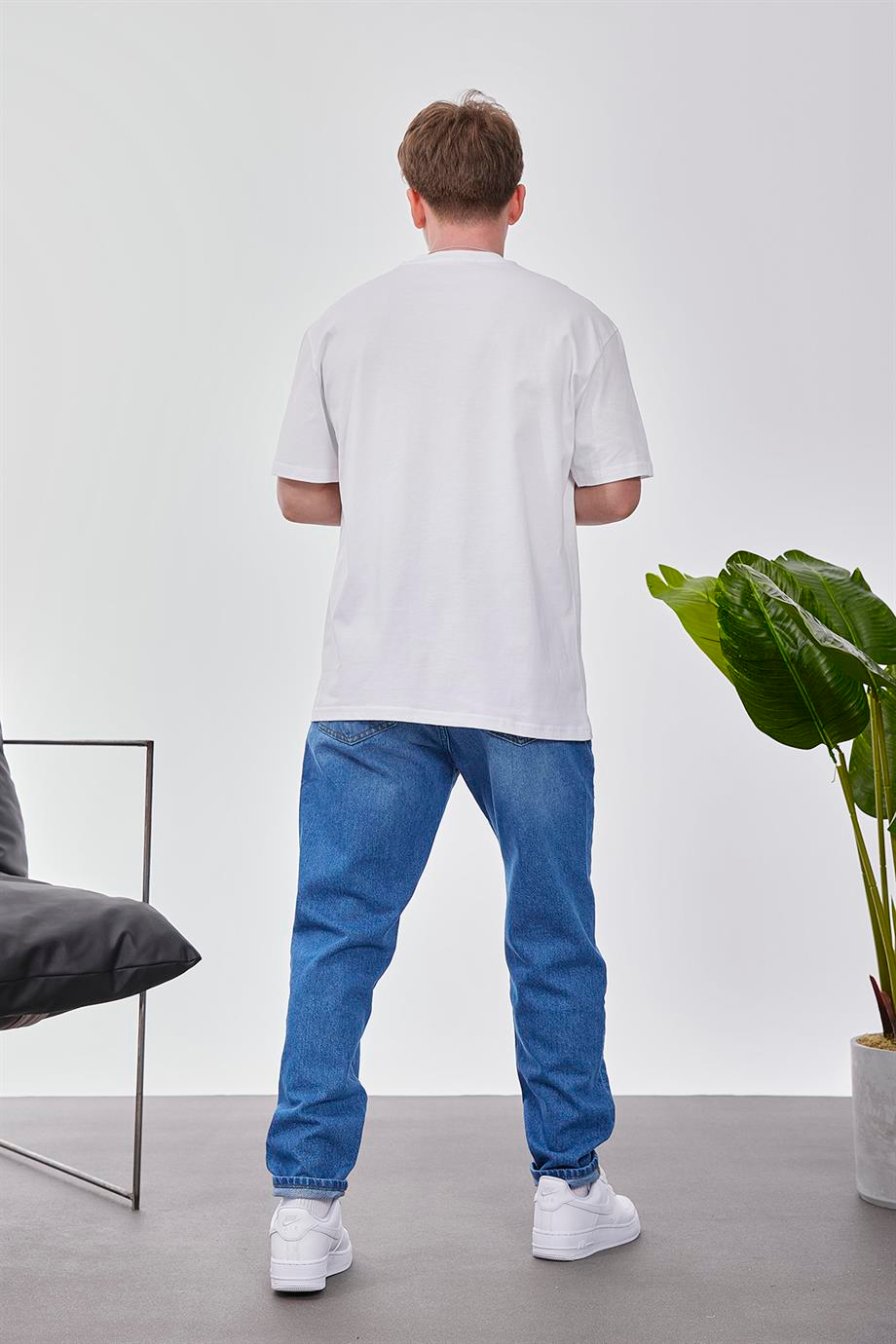 Şapka Baskılı Beyaz Tshirt