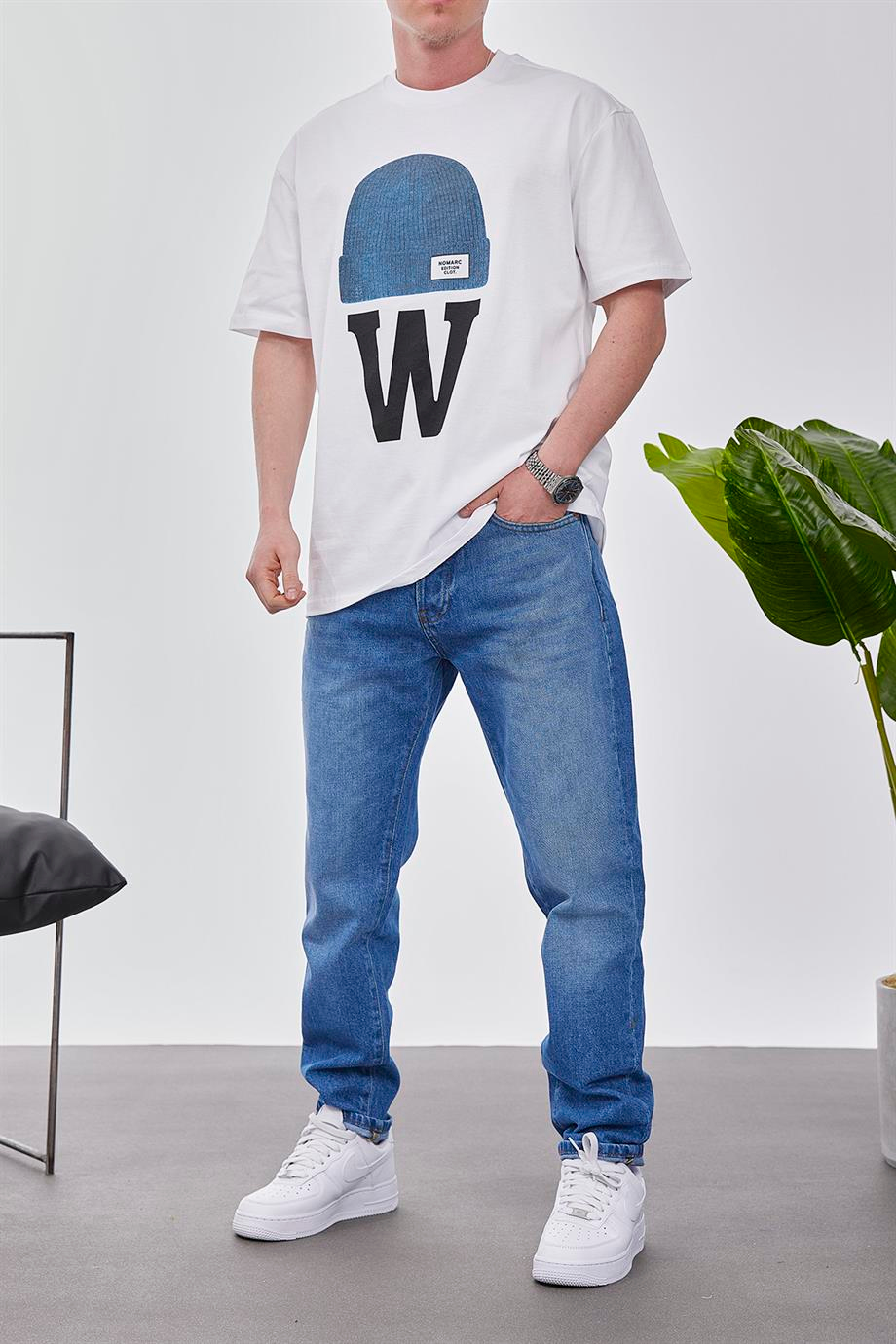Şapka Baskılı Beyaz Tshirt