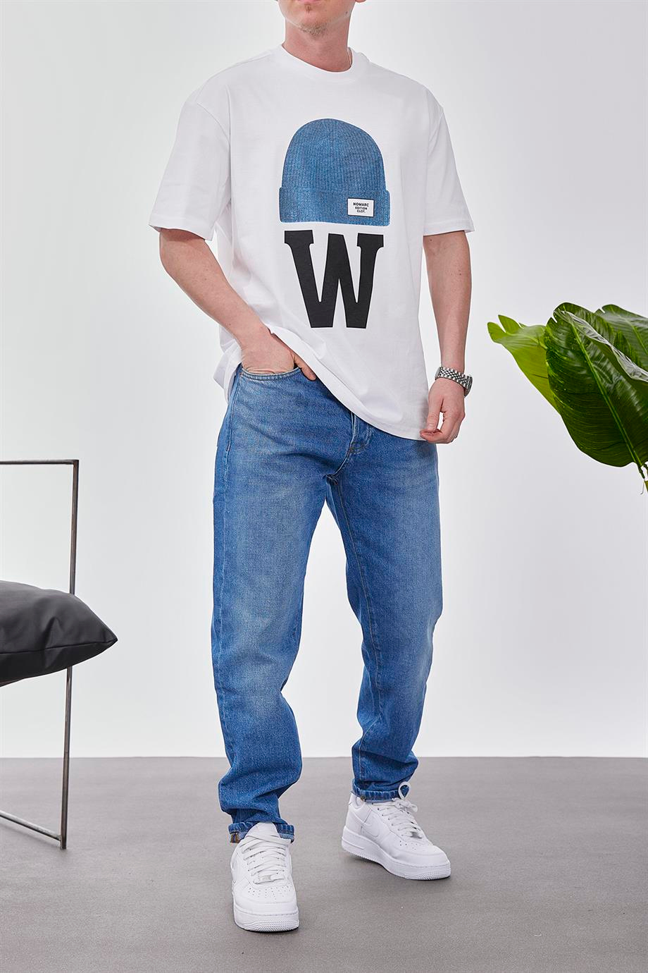 Şapka Baskılı Beyaz Tshirt