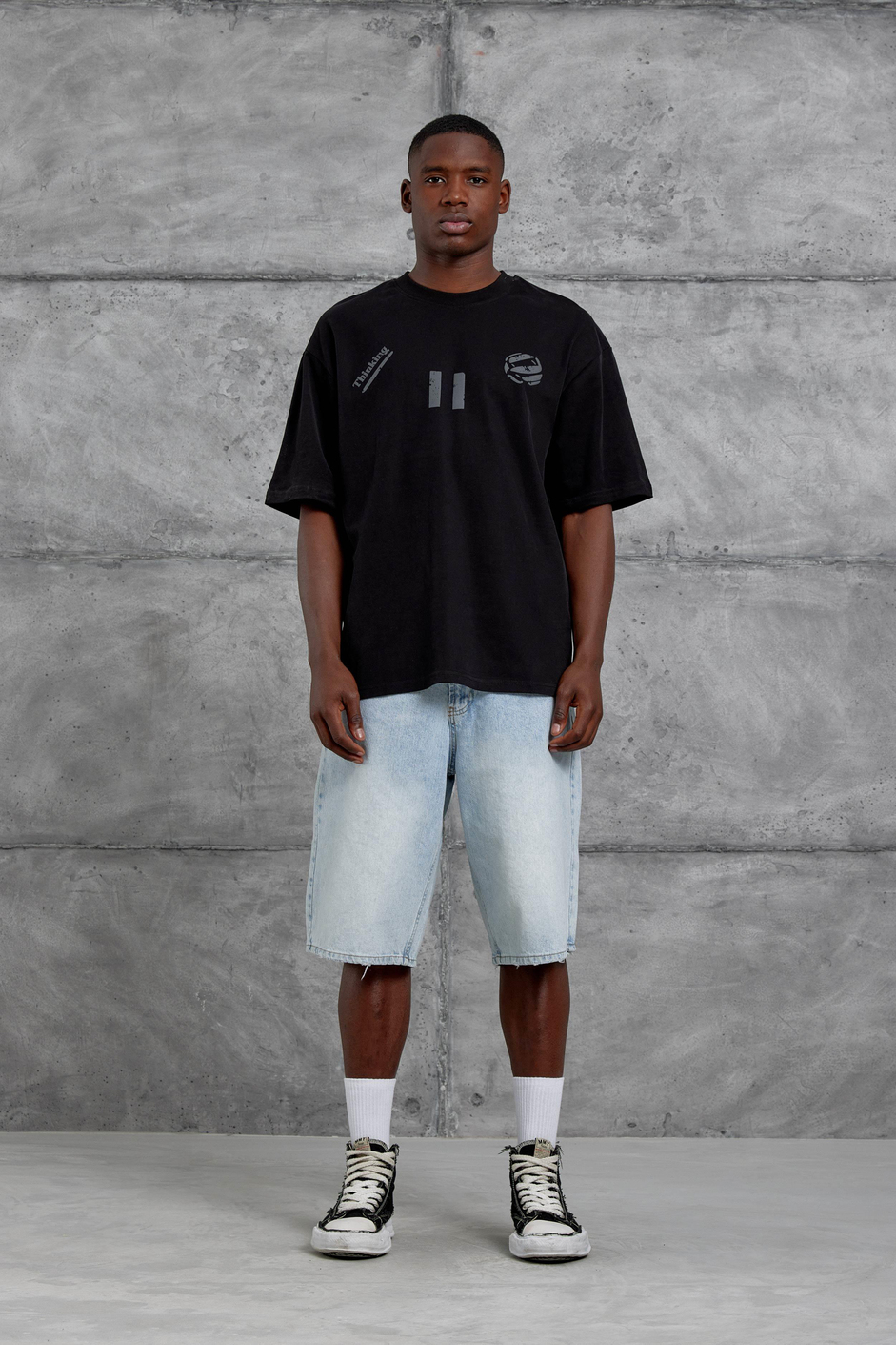 Siyah 11 Thinking Baskılı Oversize Tshirt