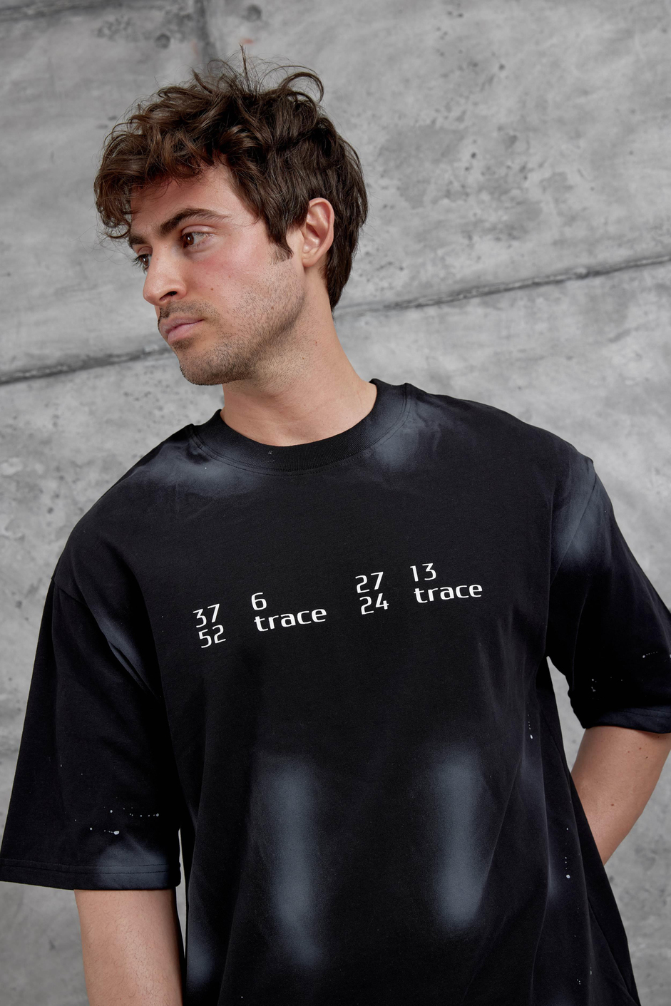 Siyah Arka Hydrion Yazılı Oversize Tshirt