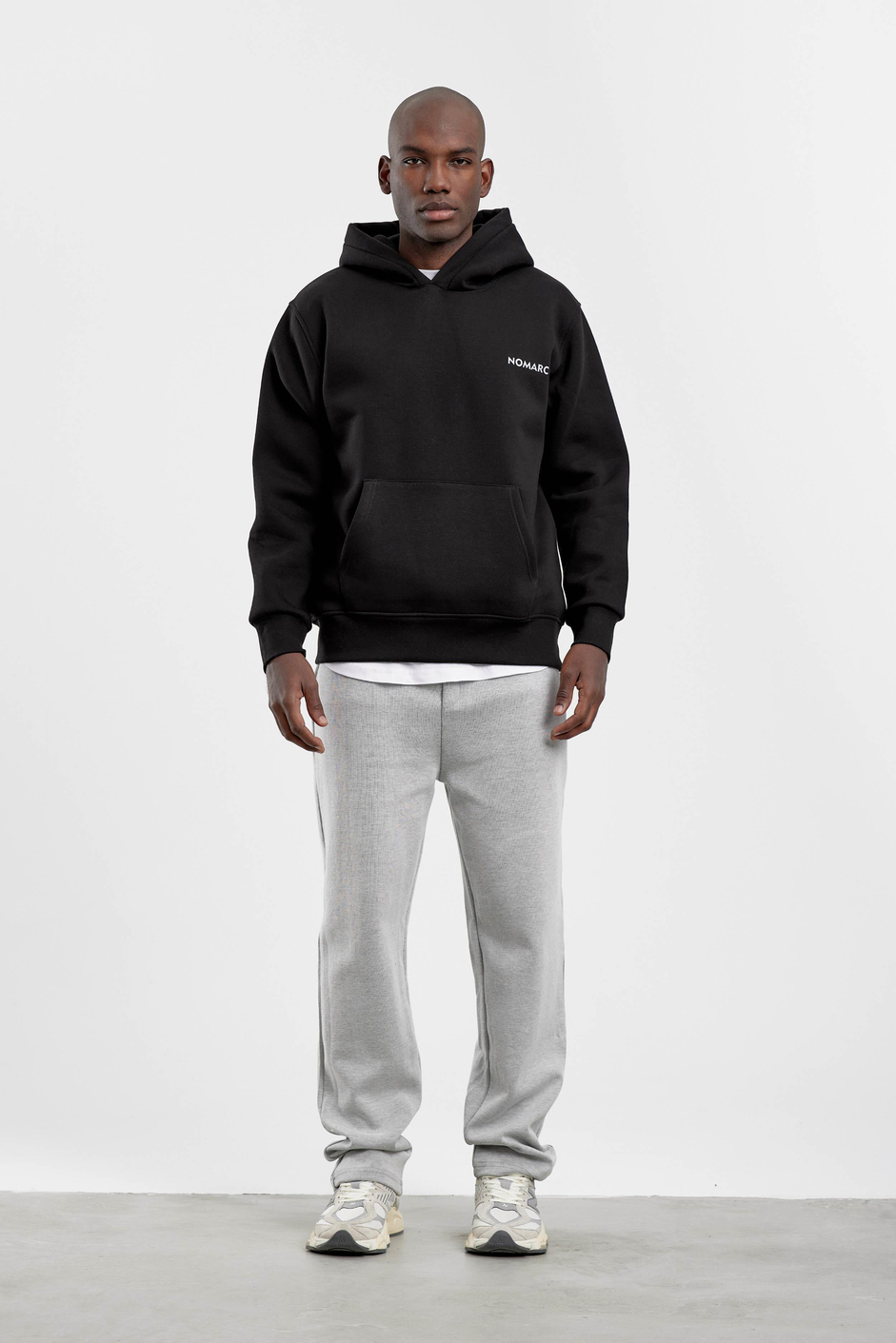 Siyah Arkası NMRC Yazılı Kapüşonlu Sweatshirt